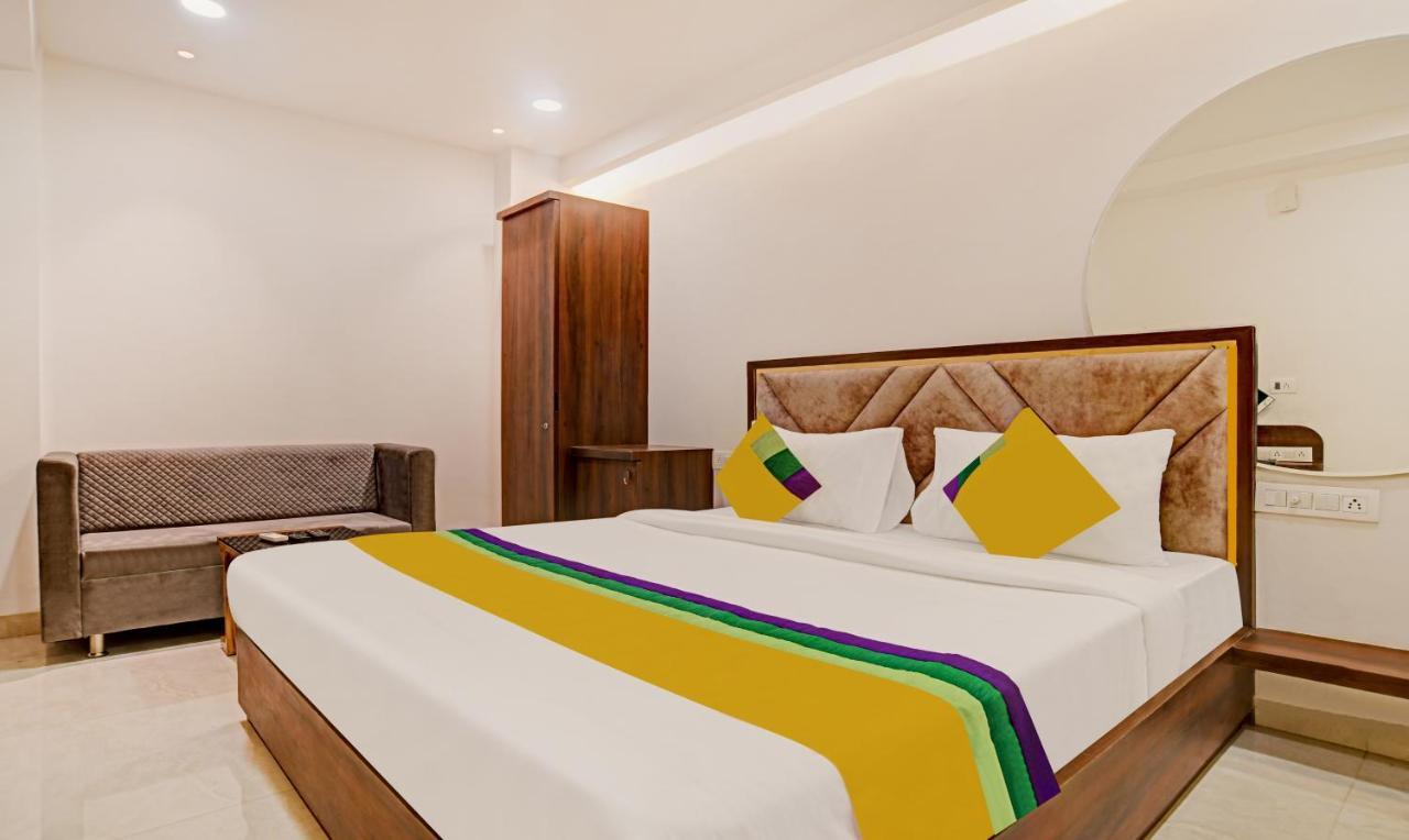 Itsy Hotels Phoenix Indore Exterior foto